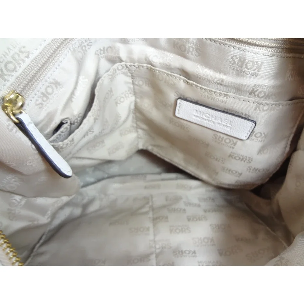 Michael Kors White Leather Hobo‎ Shoulder Bag Gold Tone MK Logo